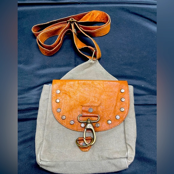 Source Unknown Bags Vintage Unique Tan Canvas And Leather Crossbody